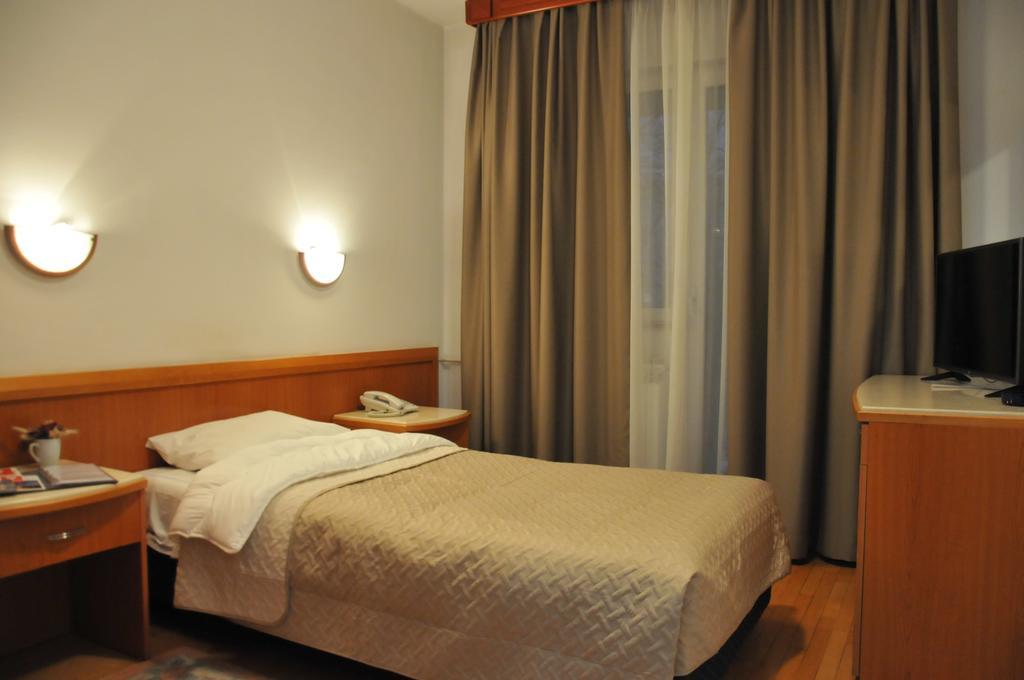 Hotel Terex Naselje Starosjedilaca Ngoại thất bức ảnh