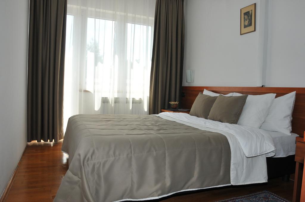 Hotel Terex Naselje Starosjedilaca Ngoại thất bức ảnh