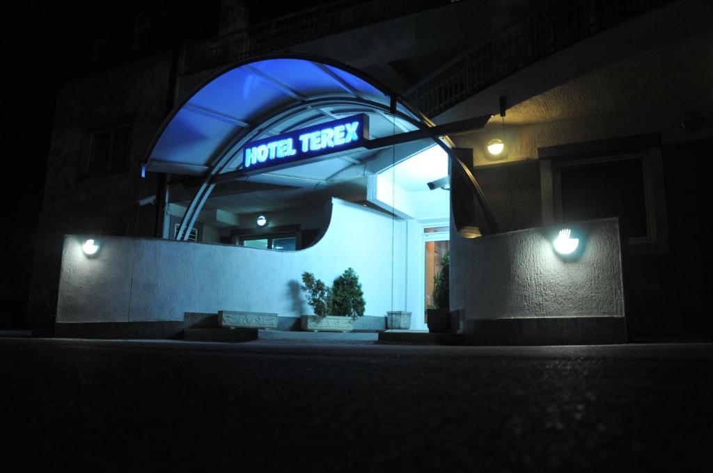Hotel Terex Naselje Starosjedilaca Ngoại thất bức ảnh